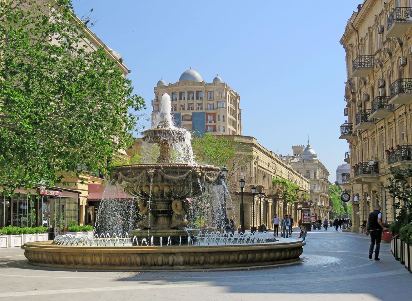R Studios Old Baku Exterior photo