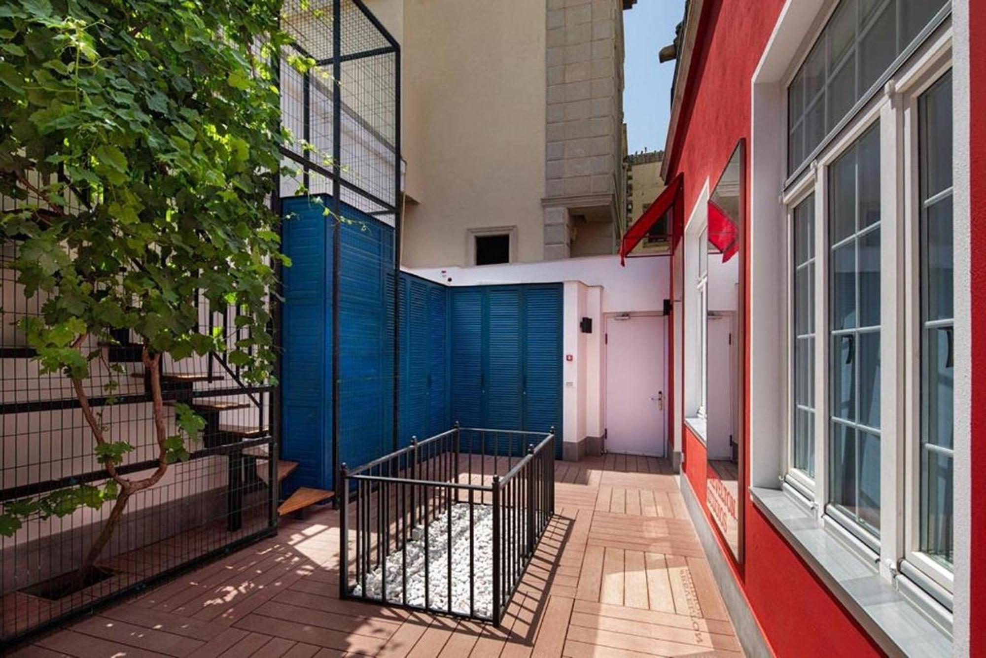 R Studios Old Baku Exterior photo